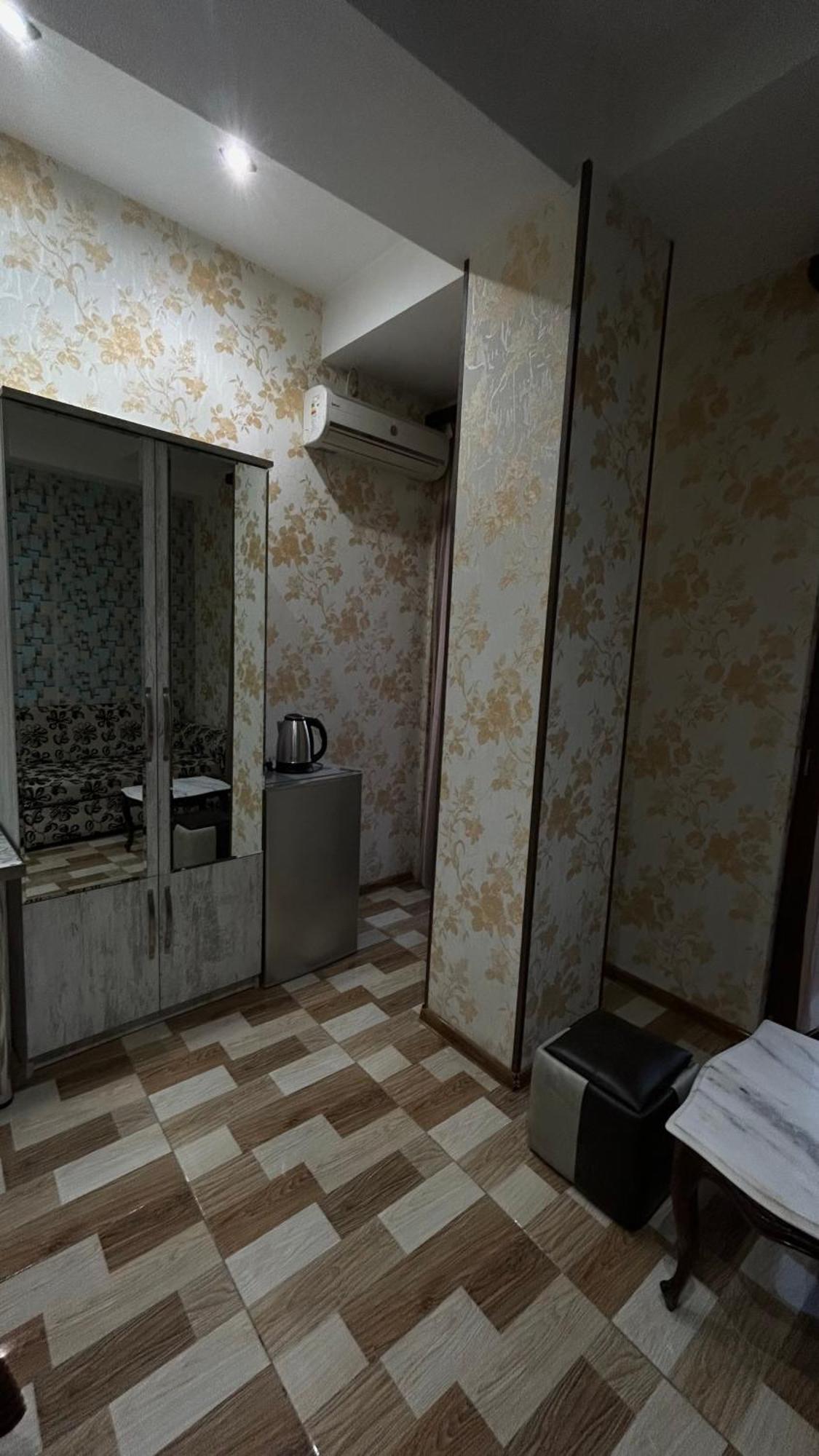 Hotel Tourist Tbilisi Ngoại thất bức ảnh