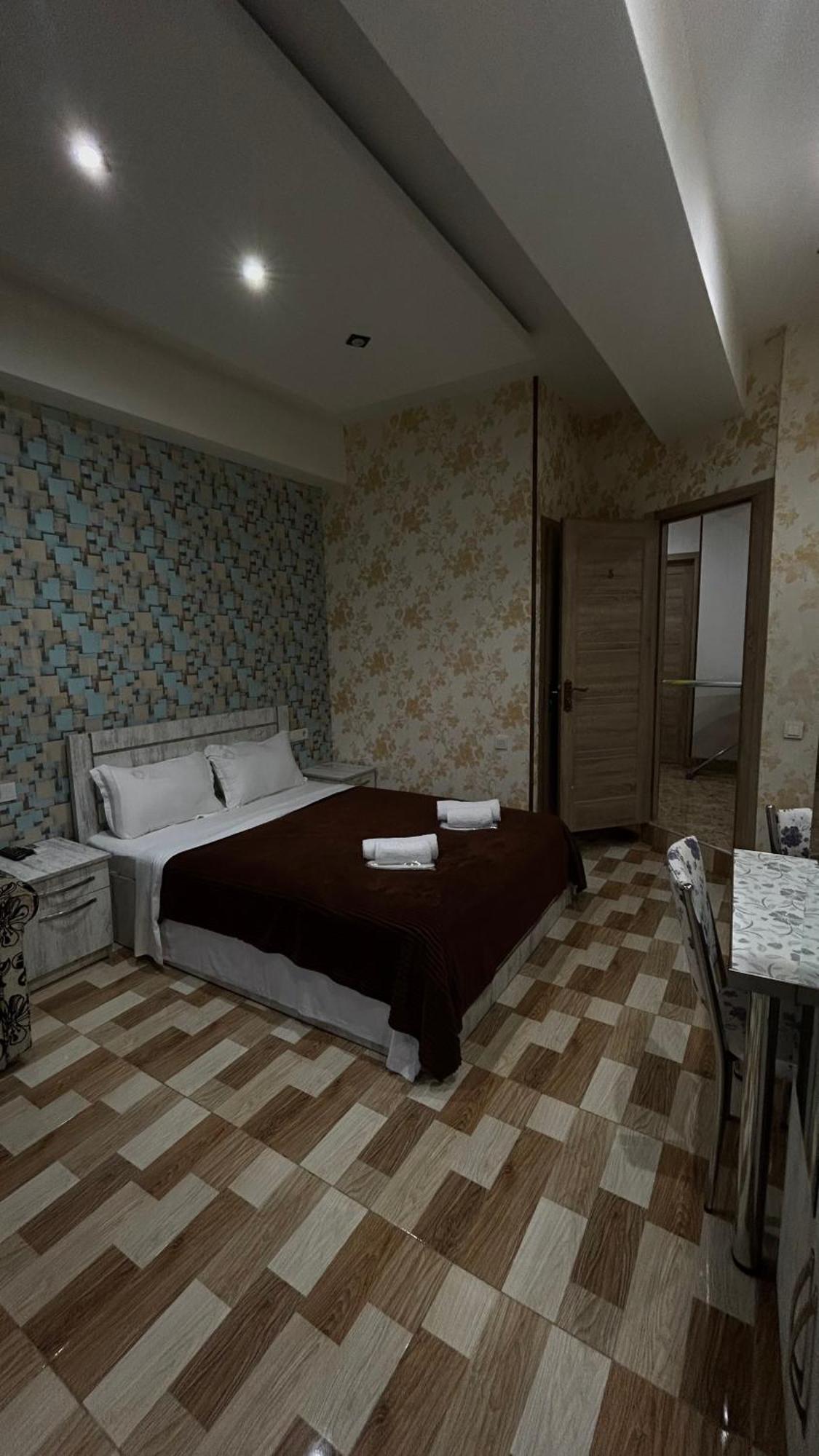 Hotel Tourist Tbilisi Ngoại thất bức ảnh